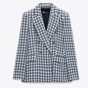 Zara Women's Navy and White Plaid Blazer